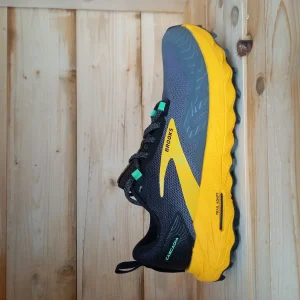 Brooks Cascadia 17 M