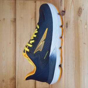 Altra Provision 6 M