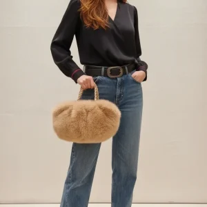 Borsa in Eco pelliccia con manico a treccia  ecopelle