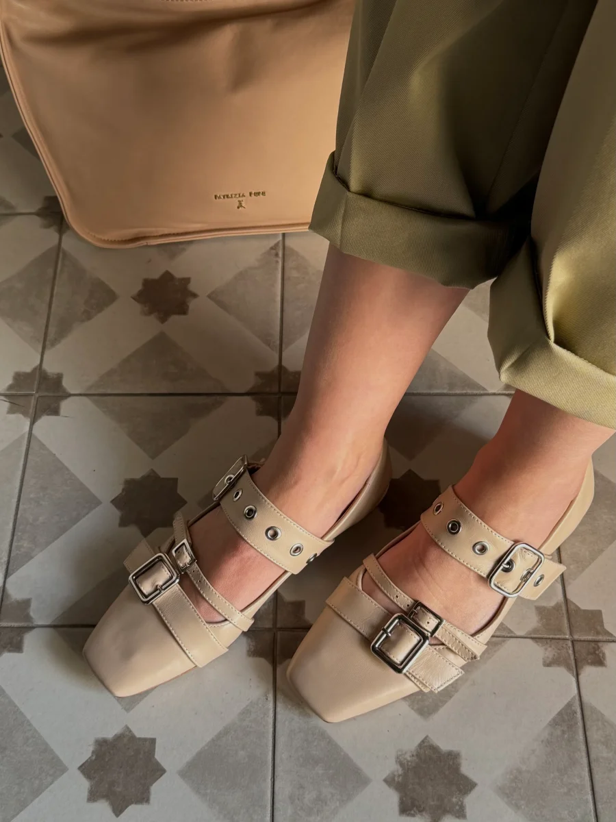 Mary Jane nappa gesso con fibbie - immagine 8