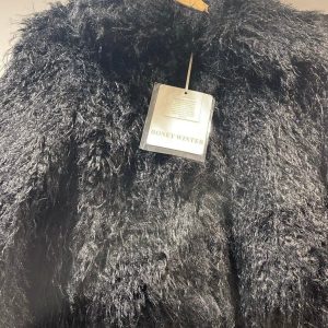 Ecofur a pelo riccio e lungo-modello crop con collo-foderata