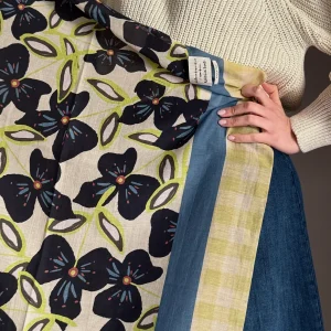 Sciarpa in cotone e seta floreale