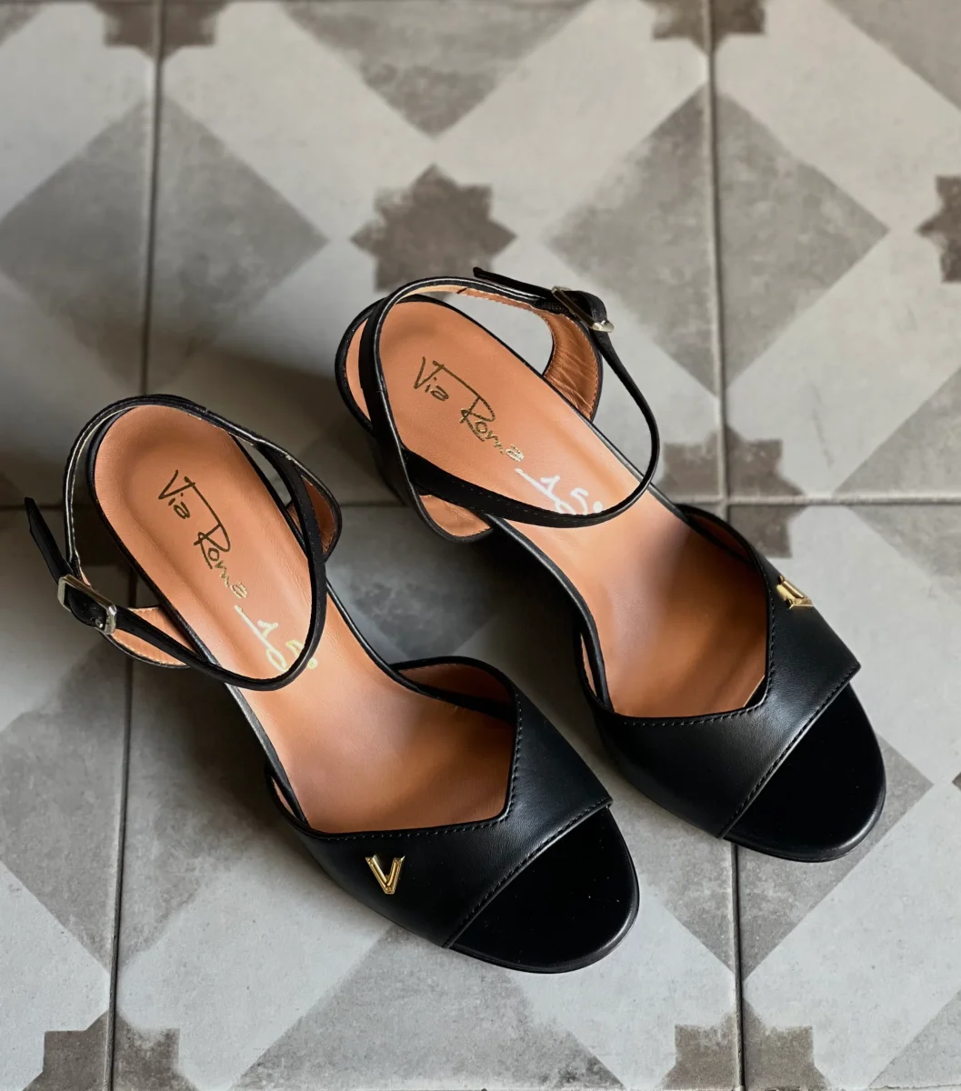 Sandalo in pelle Via Roma 15 nero - immagine 9