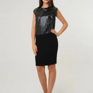 Abito in ecopelle pitonata