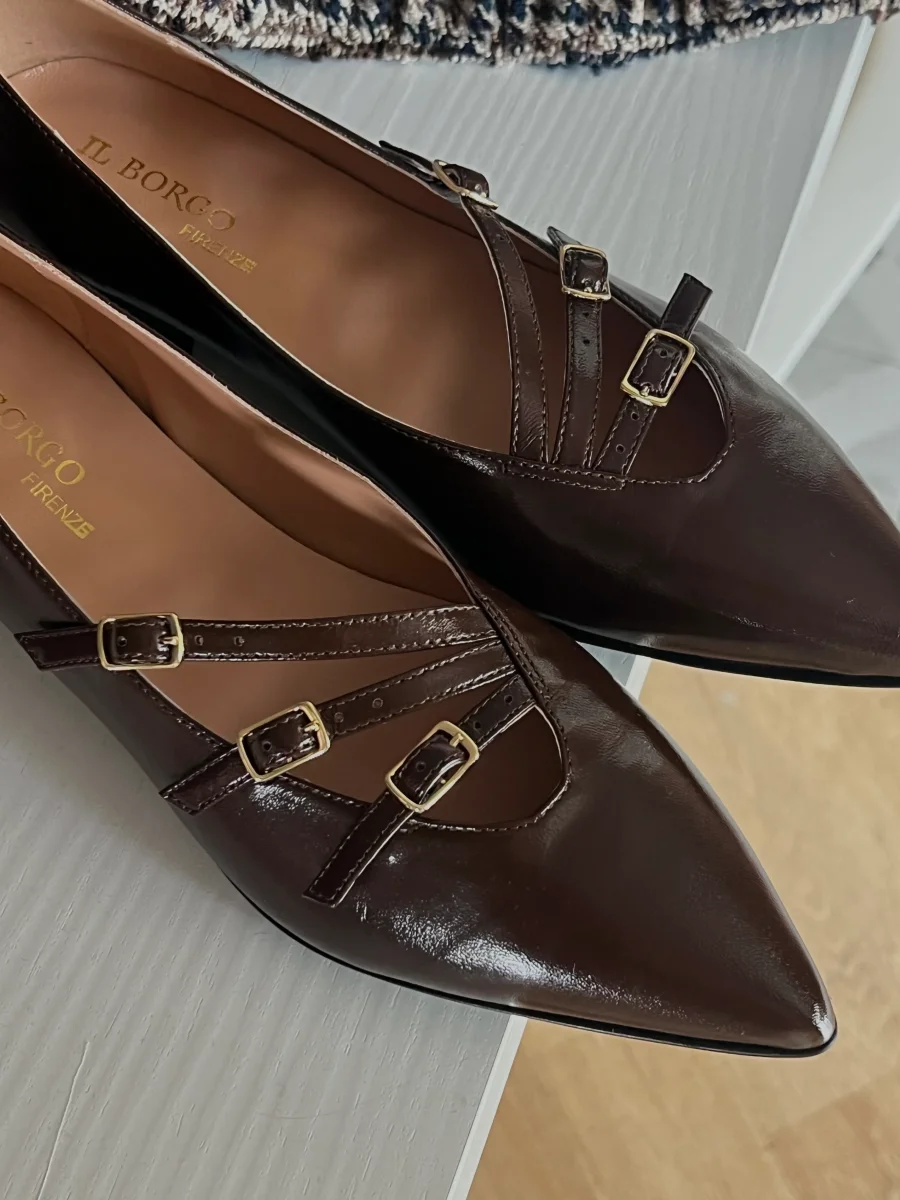 Scarpa bassa con triplo cinturino - immagine 4