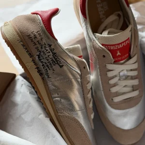 Running Skin Sneakers Silver e Red