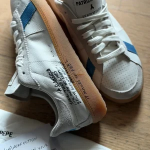 Skin sneakers White-blue