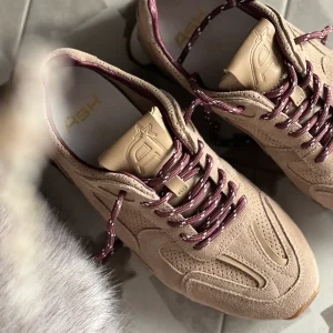 Sneakers Ash mod. Kasar in camoscio