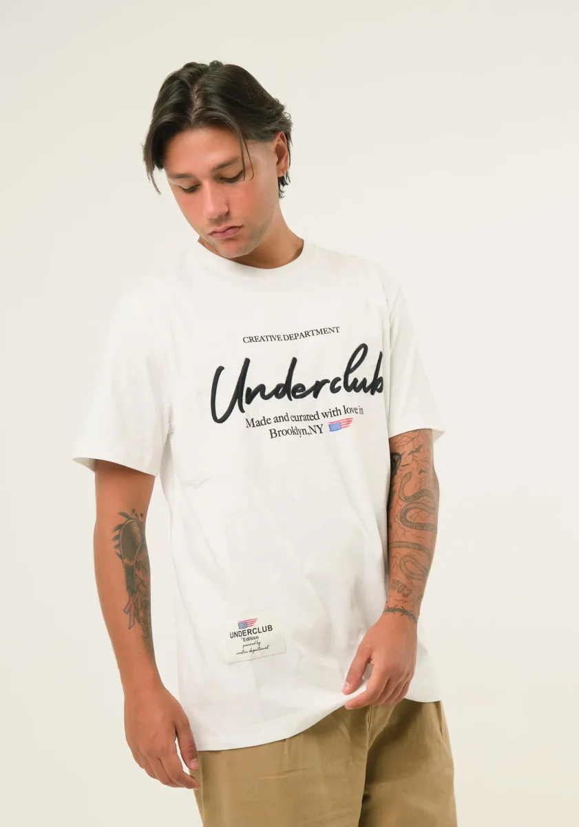 T-shirt in jersey con ricamo