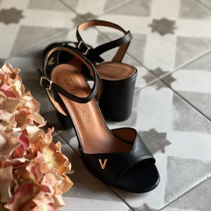 Sandalo in pelle Via Roma 15 nero