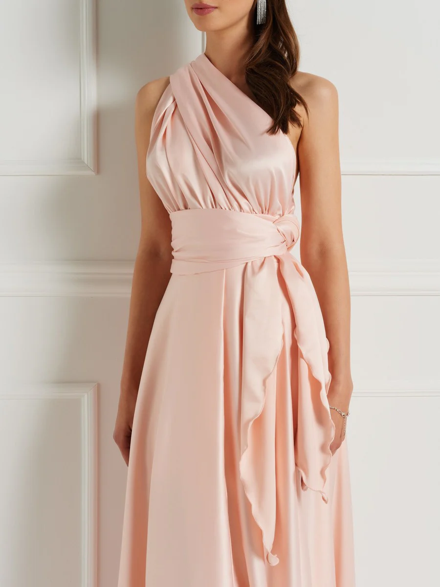 Abito in Raso con Maxi Fiocco e Lunghi Drappeggi - immagine 4