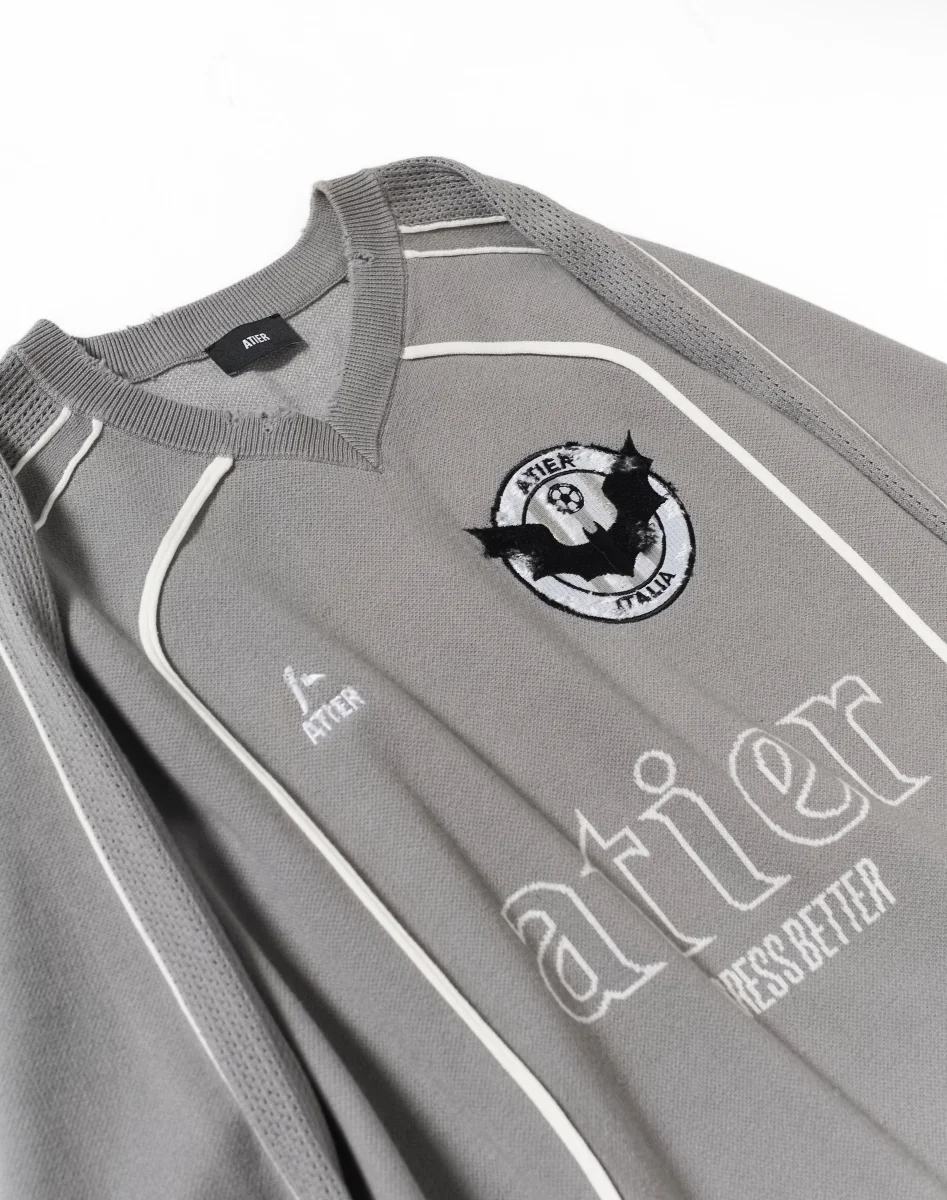 Maglia "Soccer" jacquard con ricami destroyed in 100% cotone - immagine 6