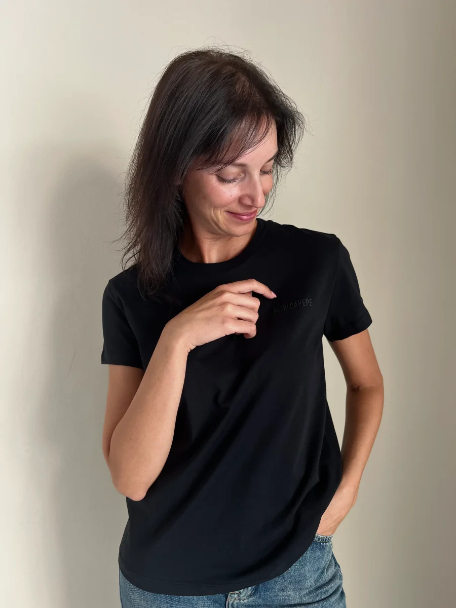 T-shirt in Jersey manica corta nera - immagine 3