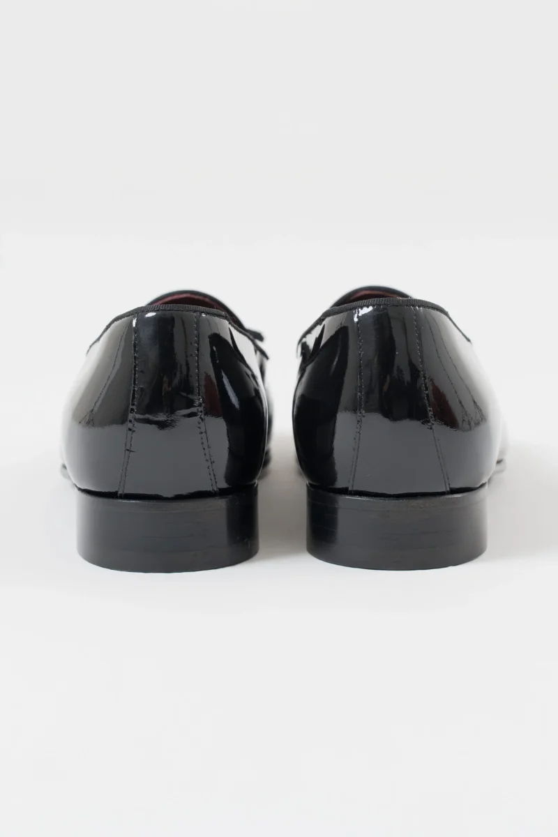 Mocassino Verniciato con Nappine Scamosciate - immagine 3