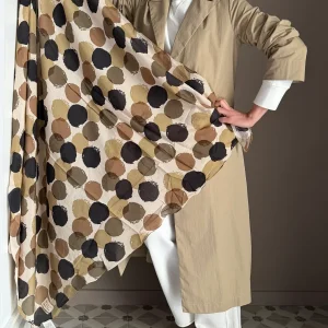 Sciarpa in cotone e seta asimmetrica a pois