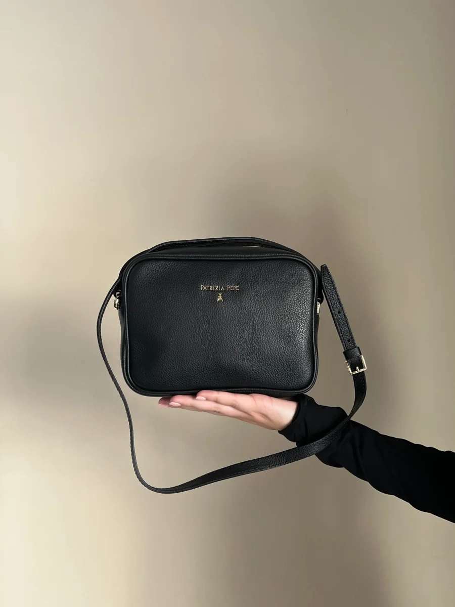 Borsa Tracolla in pelle martellata nera - immagine 4