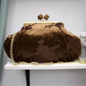 Clutch Maxi in Stoffa con Dettagli in Ciniglia – Fantasie Floreali, Maculate e Tropicali