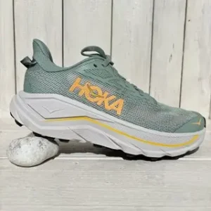 Hoka Challenger ATR 8 W
