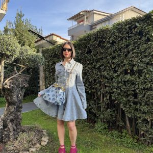 Vestito in denim con bottoni