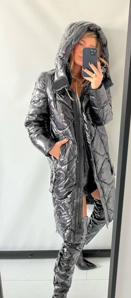 Piumino Lungo Lucido con Cappuccio Rimovibile Made in Italy - immagine 4