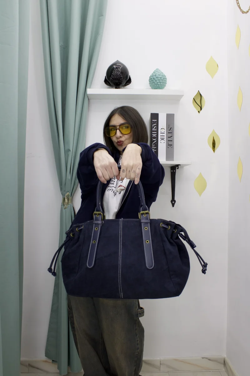 Borsa in Camoscio Ecologico con Doppi Manici e Tracolla – Timeless Lady