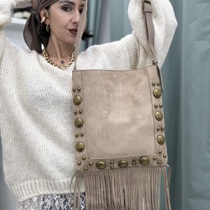 Borsa a spalla con frange e  tracolla regolabile in similpelle e Alcantara