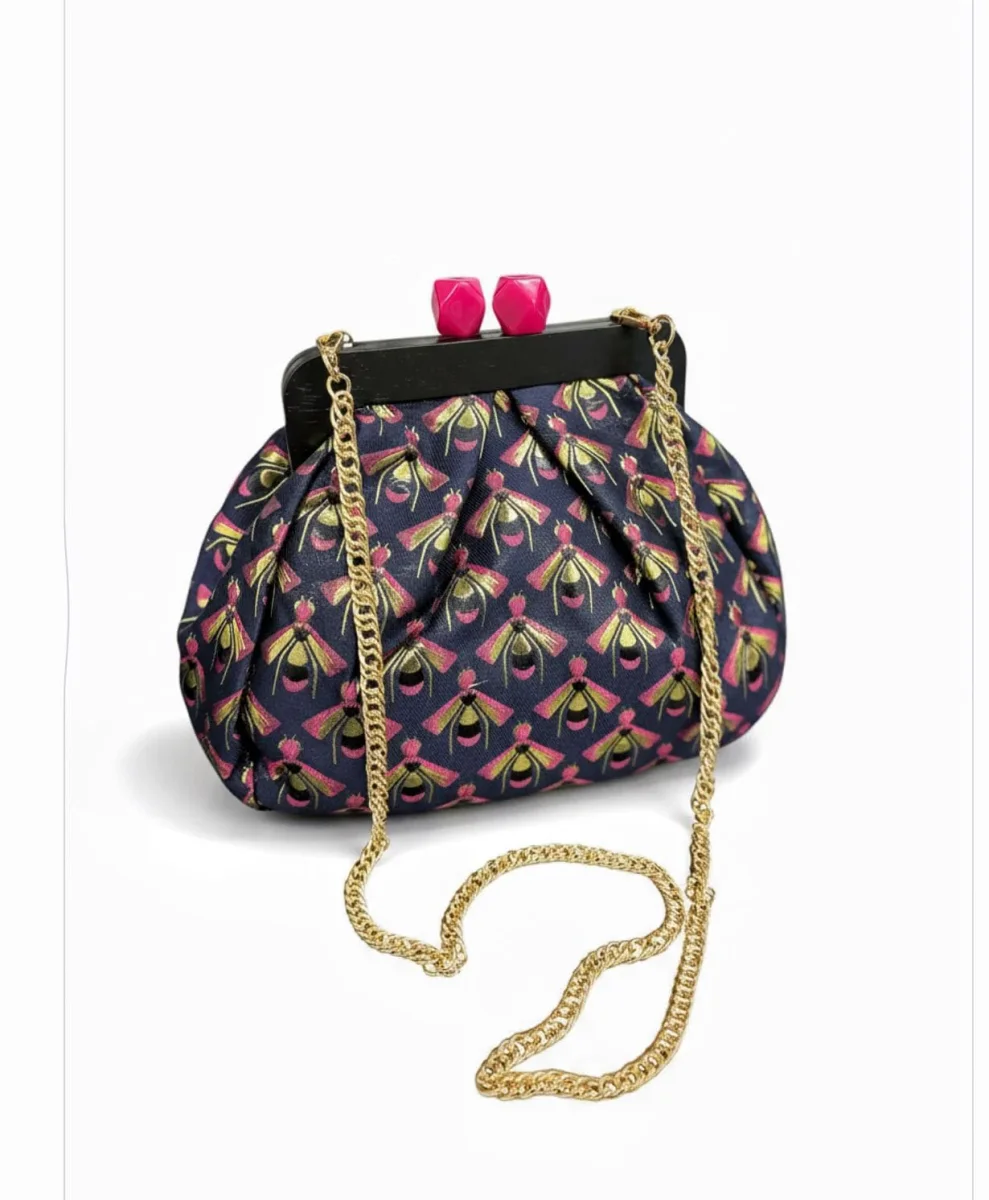 Borsa da Donna in Jacquard con Clutch in Legno – Eleganza e Carattere in Ogni Dettaglio