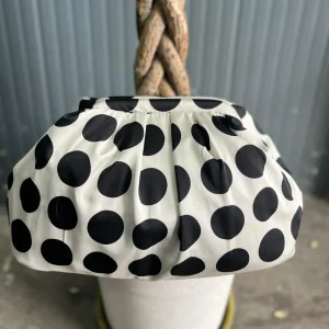 Borsa Clutch Donna in Tessuto Rasato con Tracolla a Catena