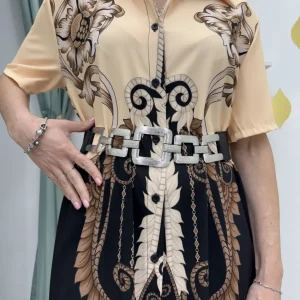 Cintura con fascia elastica e fibbia a catena