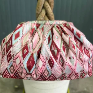 Borsa Clutch Donna in Tessuto Rasato con Tracolla a Catena