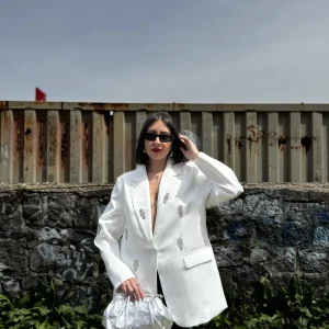 Giacca monopetto con applicazioni simil Swarowsky