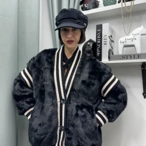 Giubbino Bomber in Eco Fur Oversize – Modello College, Taglia Unica (fino alla 50)