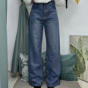 Jeans con strass scintillanti