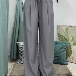 Pantaloni palazzo con pences e fascia