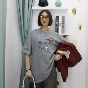 T-Shirt Comfy Casual Teddy con Ricamo e Applicazioni – Collezione Teddy